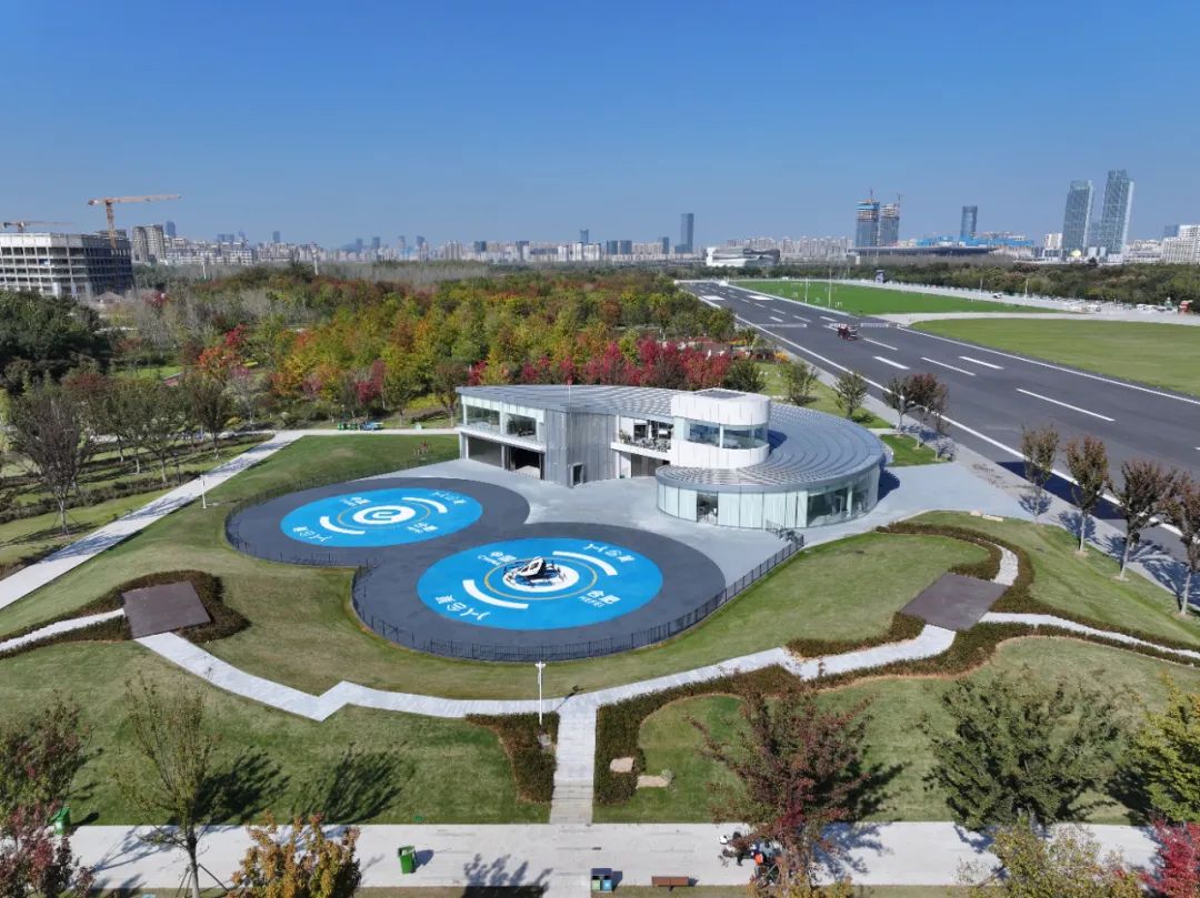 合肥城市空中交通枢纽港在骆岗公园正式落成,亿航智能助力合肥打造低空之城(图3) 合肥城市空中交通枢纽港在骆岗公园正式落成,亿航智能助力合肥打造低空之城(图3)