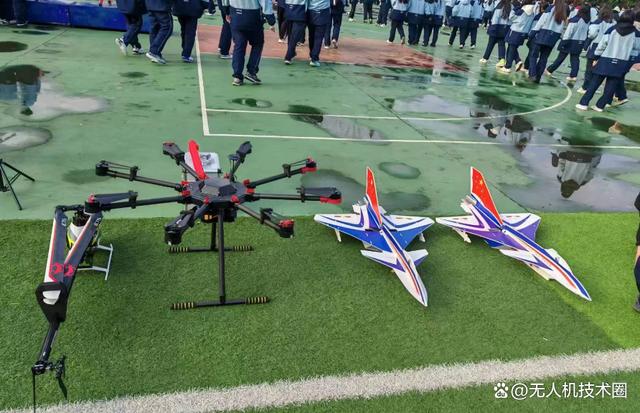 低空经济校企合作,共同打造新型人才培养基地(图1) 低空经济校企合作,共同打造新型人才培养基地(图1)