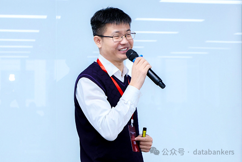 数据要素X低空经济高质量发展暨投融资大会在京成功举办(图6) 数据要素X低空经济高质量发展暨投融资大会在京成功举办(图6)