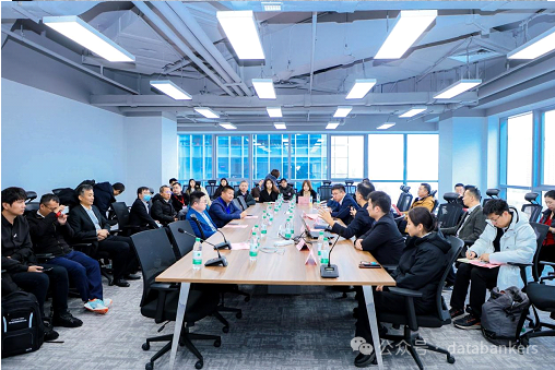 数据要素X低空经济高质量发展暨投融资大会在京成功举办(图29) 数据要素X低空经济高质量发展暨投融资大会在京成功举办(图29)