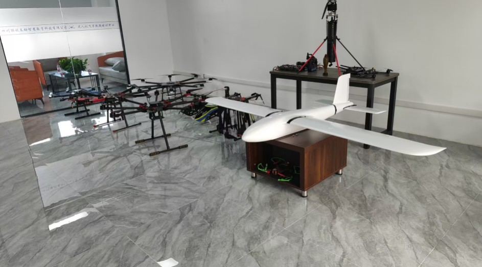 低空经济市场竞争激烈,无人机研发公司如何突破困境?(图1) 低空经济市场竞争激烈,无人机研发公司如何突破困境?(图1)