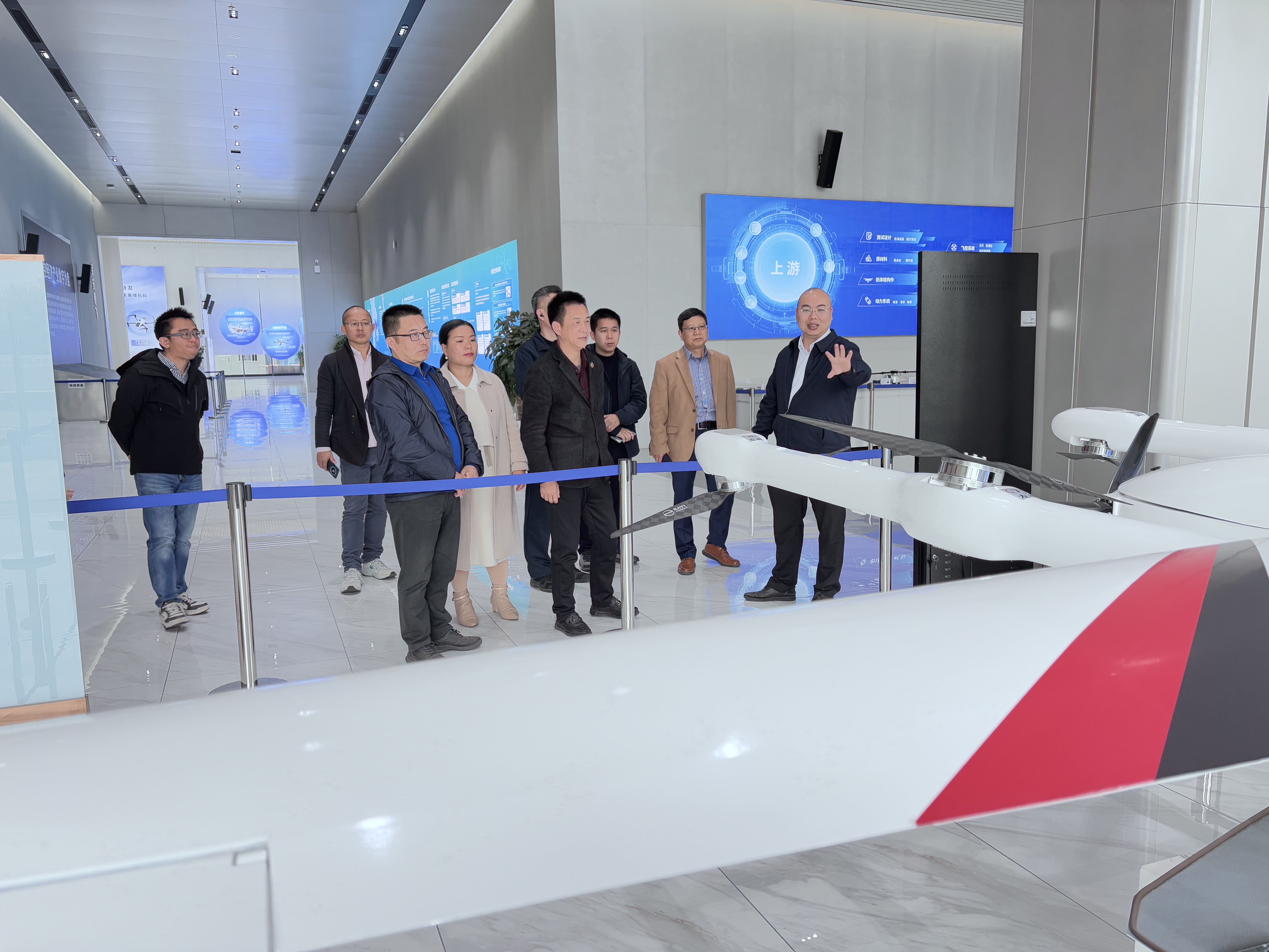 世彩（广东）航空产业发展有限公司董事长吴纪宏一行拜访深圳市航空业协会，共谋低空经济产业未来发展(图3)