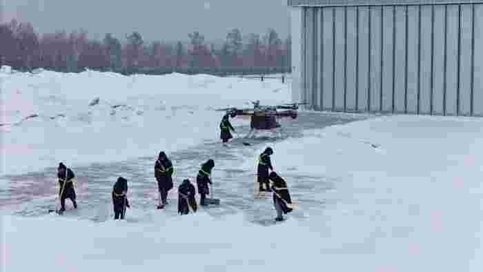 首款量产飞行汽车超低温实测!小鹏汇天“陆地航母”完成冬测挑战(图2) 首款量产飞行汽车超低温实测!小鹏汇天“陆地航母”完成冬测挑战(图2)