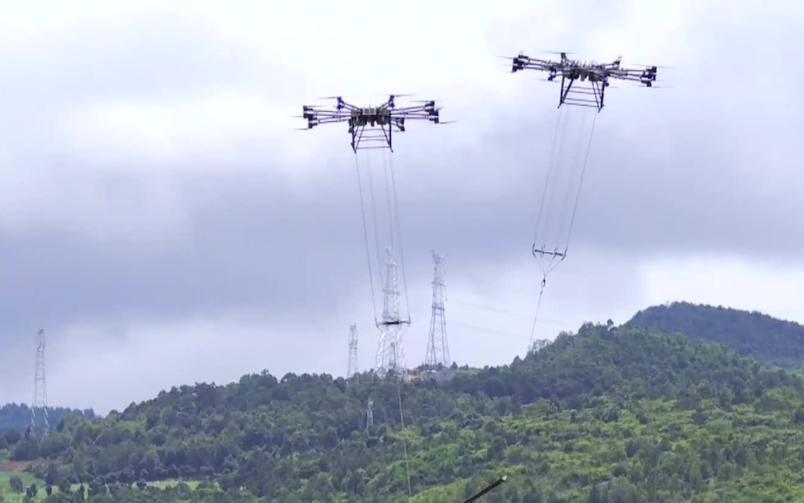 无人机吊运技术:重塑高山建设格局,加速工作效率革新(图2) 无人机吊运技术:重塑高山建设格局,加速工作效率革新(图2)