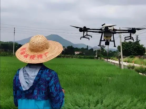 万亿市场背后的无人机“飞手”困境：如何从“会飞”到“专业”？(图2)