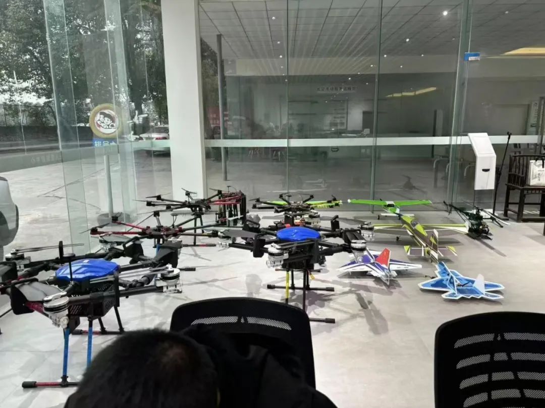 低空经济,如何解决1200万就业问题?(图2) 低空经济,如何解决1200万就业问题?(图2)