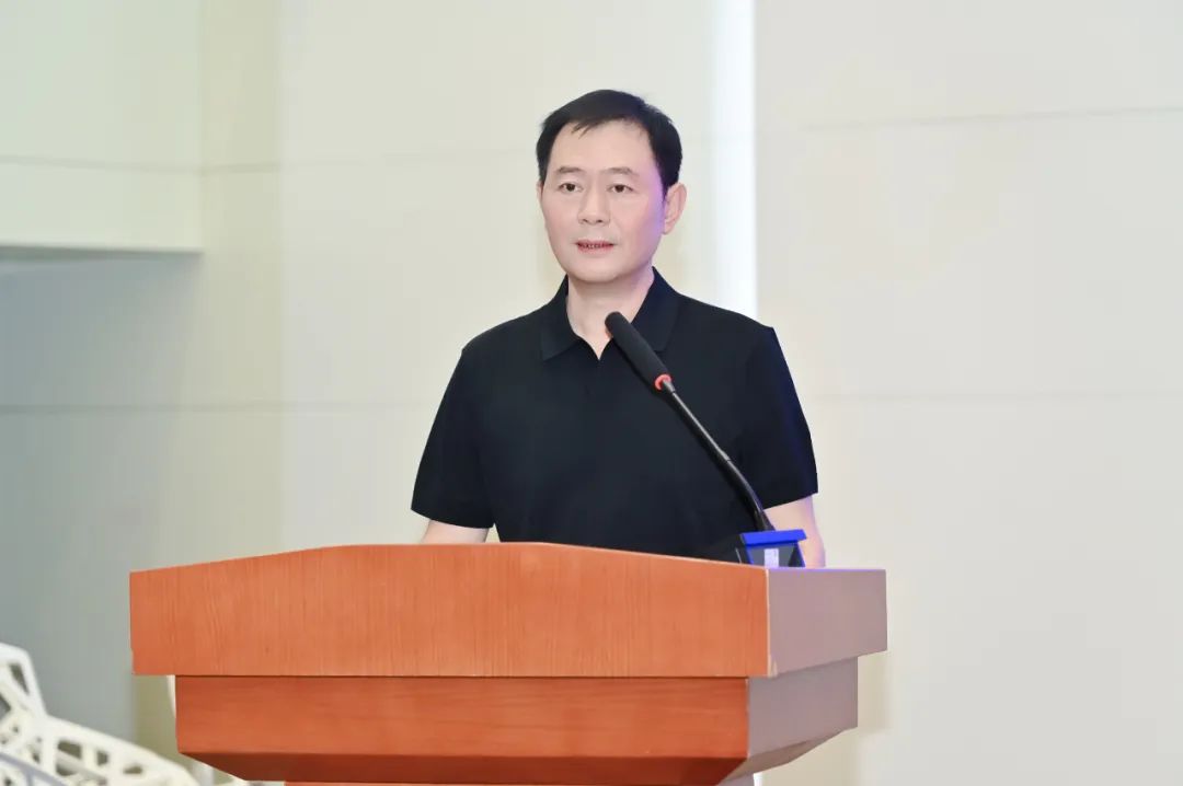 湘鄂携手共绘低空经济新蓝图 2025湖南低空博览会首场专题推介会在武汉成功举行(图4)