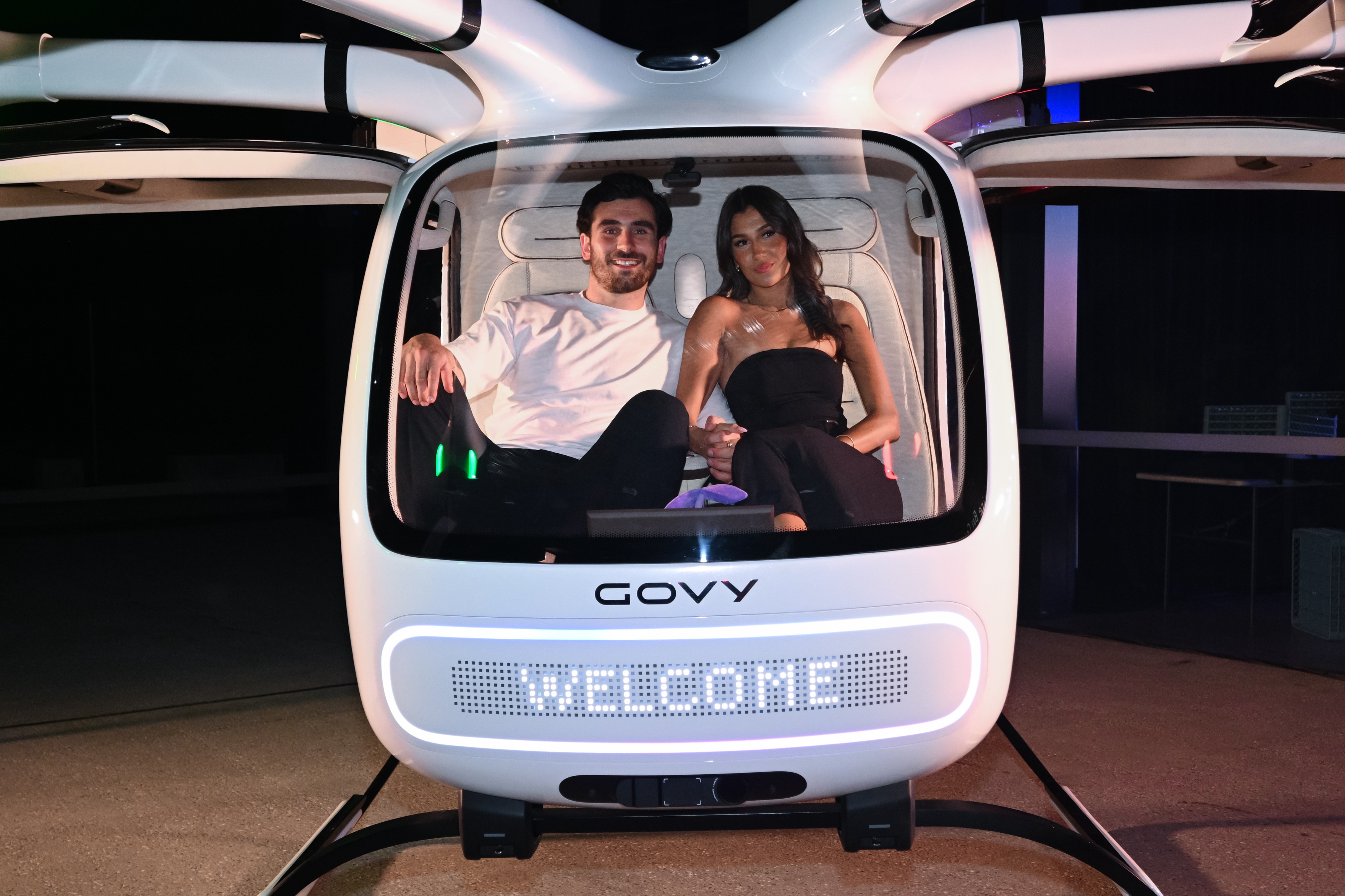 中国低空技术惊艳南半球!广汽高域GOVY AirCab 飞行汽车亮相澳洲(图4) 中国低空技术惊艳南半球!广汽高域GOVY AirCab 飞行汽车亮相澳洲(图4)