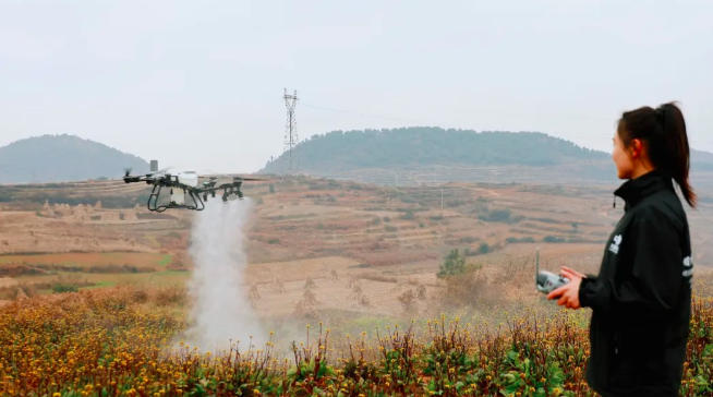 贵州省毕节市“低空 + 山地农业”场景培育试点培训会在威宁自治县举行(图2)