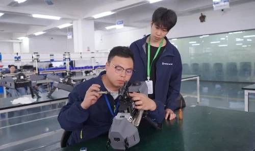 无人机“4S店”来了 珠海低空企业破解“空中尖兵”售后痛点