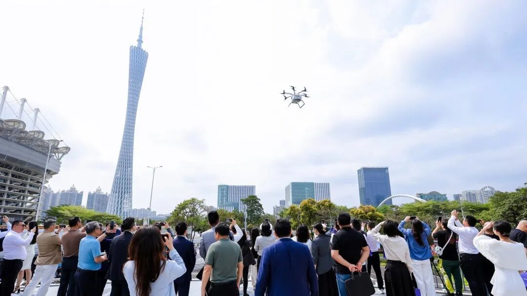 低空经济实景落地!抬头见高域:从广州新中轴线起飞(图5) 低空经济实景落地!抬头见高域:从广州新中轴线起飞(图5)