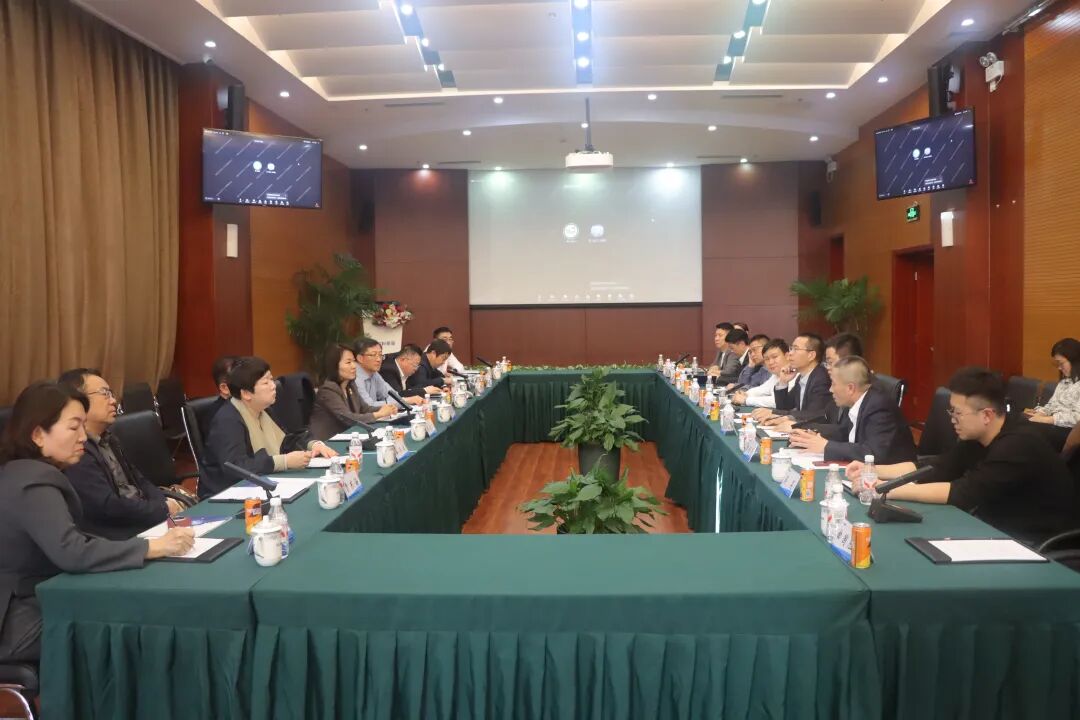 阿拉善盟副盟长刘德翠一行莅临中科星图调研交流，共探低空经济发展新机遇(图2)