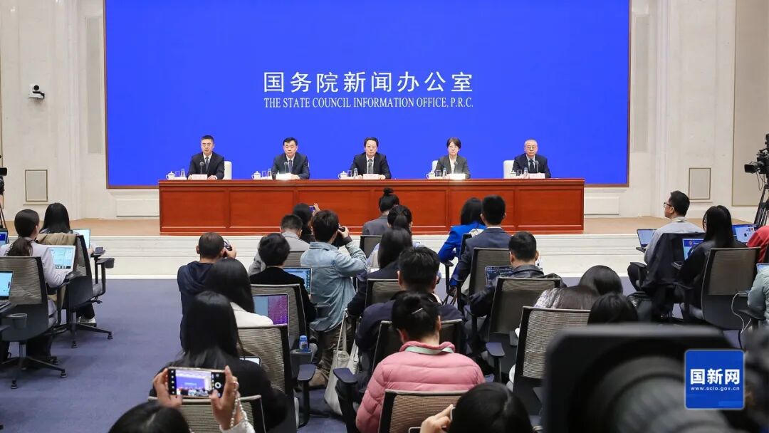 国家发改委低空司司长郑剑重磅发声，解读“十五五”时期推动低空经济部署工作！释放“管得好、飞得稳、用得