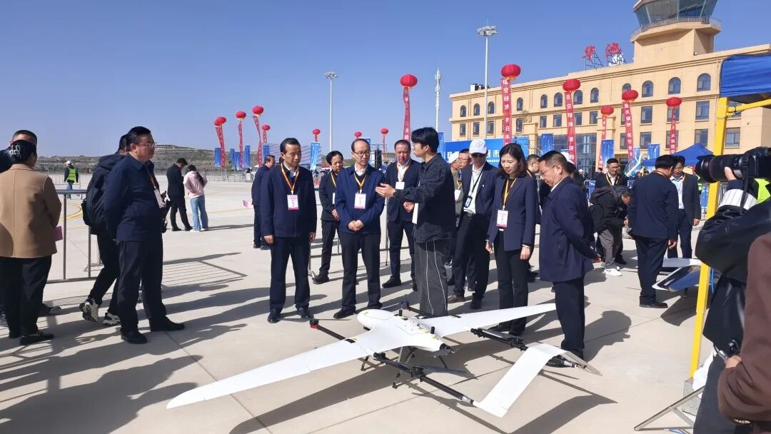 智驭低空 算启未来 | 华启天成Q20无人机斩获数字中国创新大赛低空经济赛道双奖项(图2)