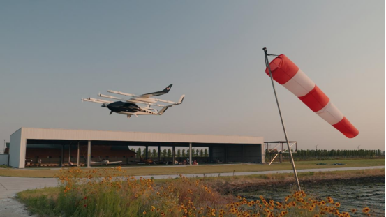 坚持“先货后人”,以智能化新型航空器撬动低空经济——专访御风未来创始人兼CEO谢陵丨低空大咖谈(图1) 坚持“先货后人”,以智能化新型航空器撬动低空经济——专访御风未来创始人兼CEO谢陵丨低空大咖谈(图1)
