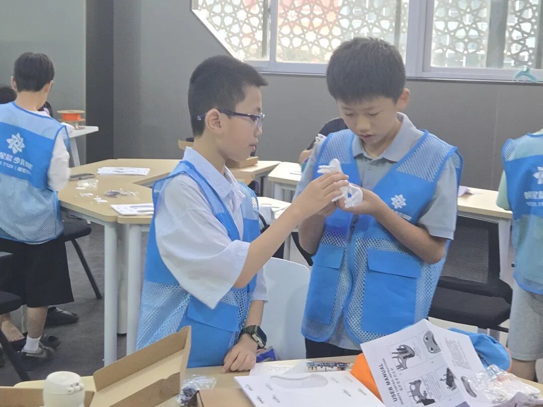 探索低空经济，放飞未来梦想丨平阳少儿走进温州低空经济科创园开展研学活动(图3)