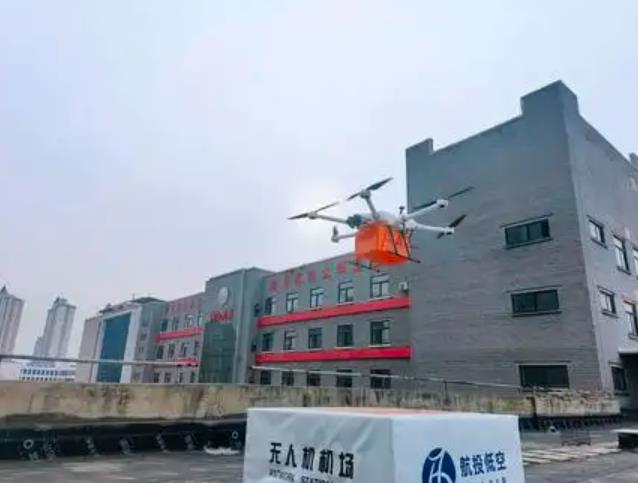 从30分钟到15分钟：青岛用无人机搭起一条“空中生命通道”(图1)