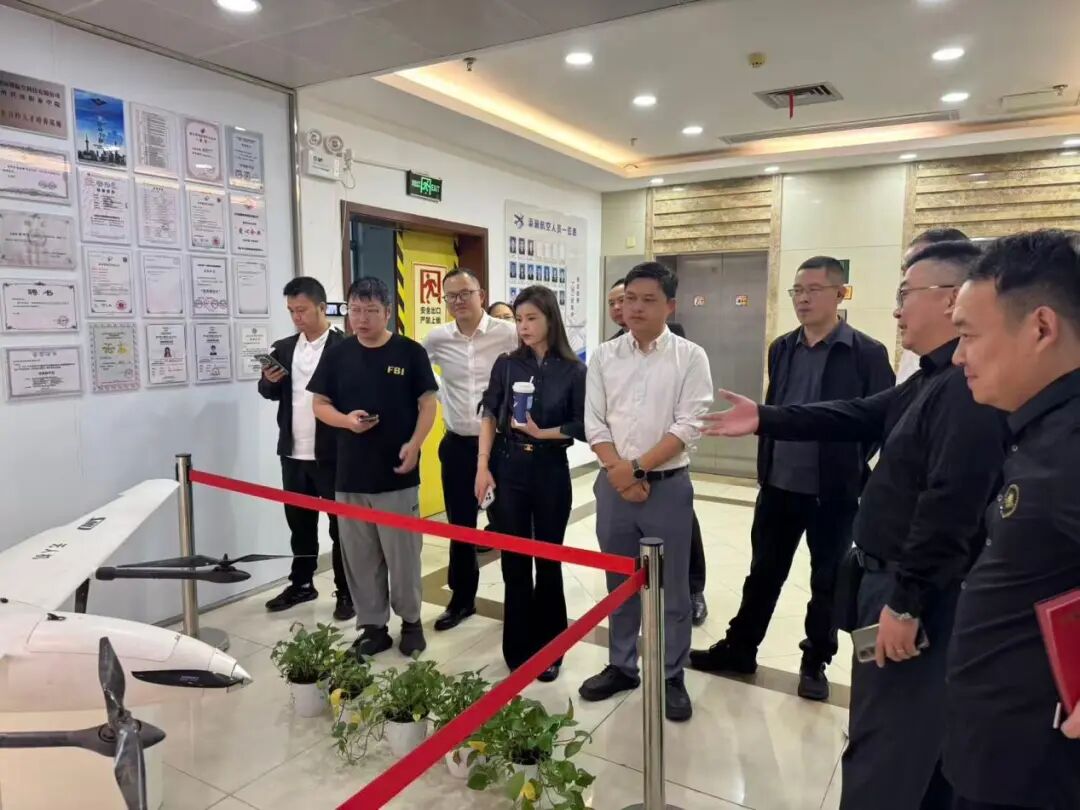 民革台州市直五支部开展低空经济专题调研活动(图2) 民革台州市直五支部开展低空经济专题调研活动(图2)