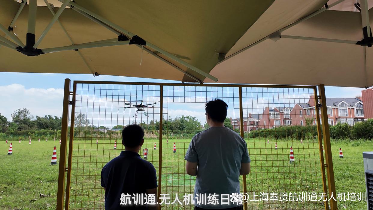 航训通 低空经济给普通人哪些机会?上海奉贤"机会篇"(图2) 航训通 低空经济给普通人哪些机会?上海奉贤"机会篇"(图2)